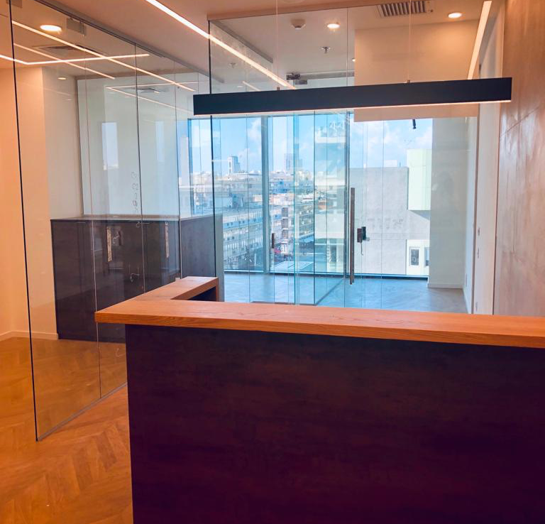 Bureau 4 Pieces ARBA TOWER