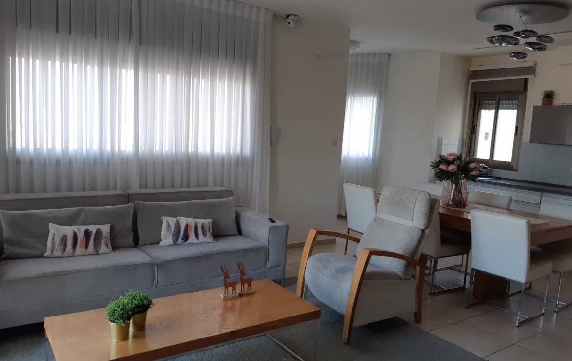 A LOUER - 4 PIECES - NEVE YAM - RISHON LEZION